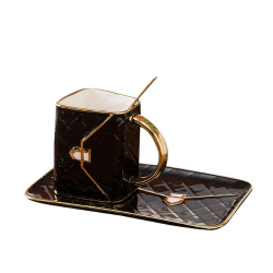 Чаша, чинийка, лъжичка Charming Black 350 мл на ниска цена от MaxShop