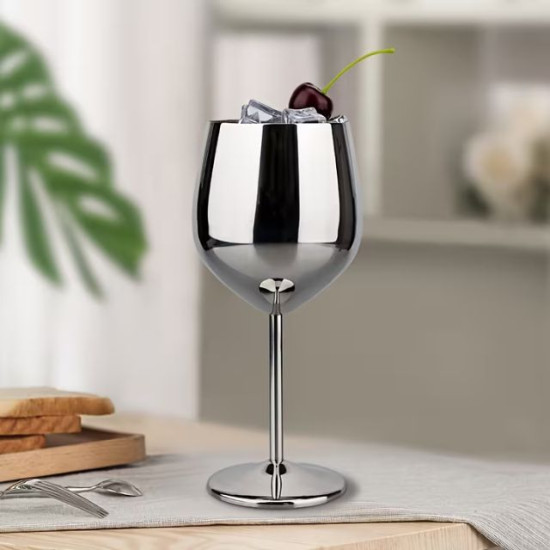 Комплект метални чаши за вино в сребрист цвят с вместимост 500 мл