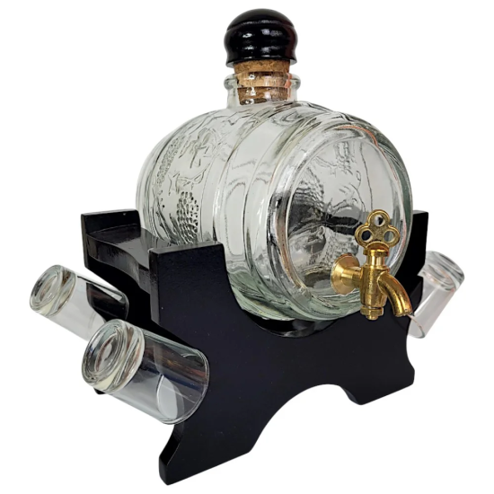 Стъклено буре за алкохол с месингова канелка върху черна MDF стойка