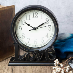 Часовник Love на ниска цена от MaxShop