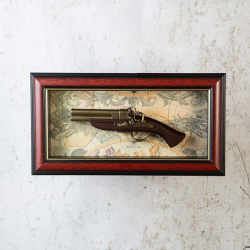 Картина с пистолет на ниска цена от MaxShop