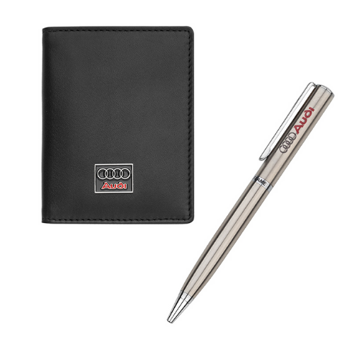 Сет от химикал и картодържател Silver Flame с лого Audi от MaxShop Сет от химикал и картодържател Silver Flame с лого Audi на ниска цена от MaxShop