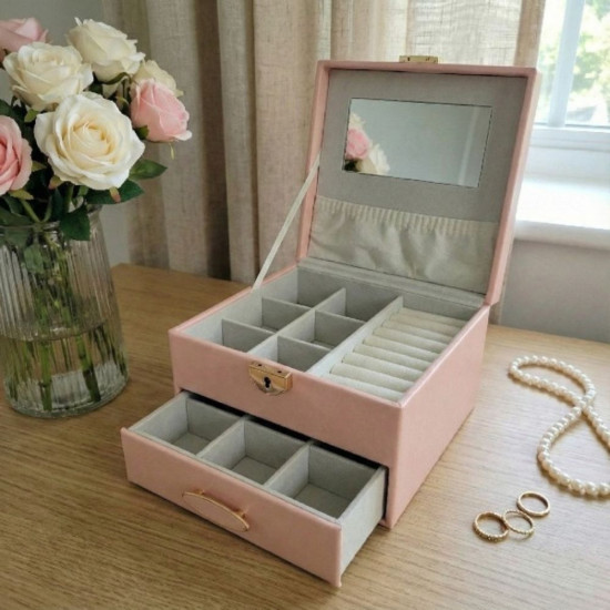 Отворена розова кутия за бижута на две нива с огледало и чекмедже