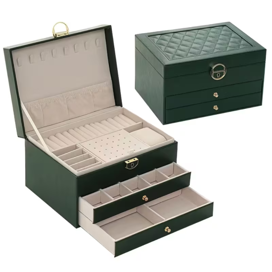 Органайзер за бижута Forest Green от еко кожа с множество отделения Зелена кожена кутия за бижута на три нива с чекмеджета и златисто закопчаване, отворена и затворена