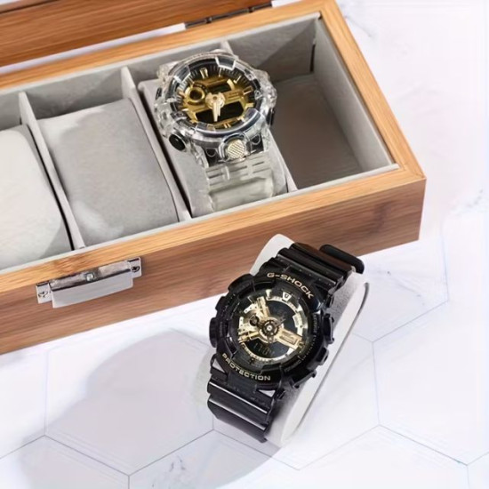 Светла дървена кутия за часовници с прозрачен стъклен капак