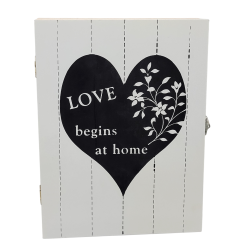 Кутия за ключове Love begins at home на ниска цена от MaxShop