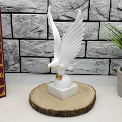 Декоративна статуетка орел с разперени крила на ниска цена от Max-Shop