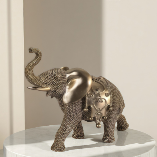 Декоративна фигура слон от полирезин с гладки златисти уши