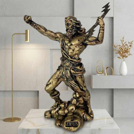 Статуетка от полирезин на бог Зевс с бронзово покритие, готов за хвърляне на мълния