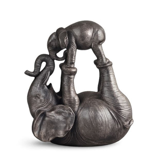 Забавна статуетка играещи слонове от полирезин с бронзов ефект