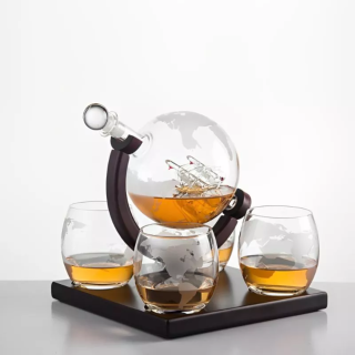 Сервиз за уиски с Чаши – Oak & Steel World Globe