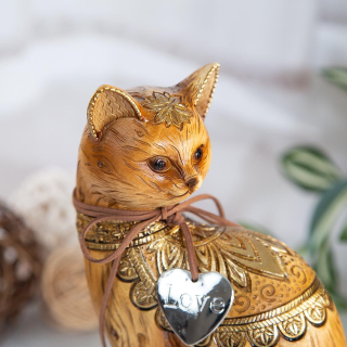 Стилна фигура на котка