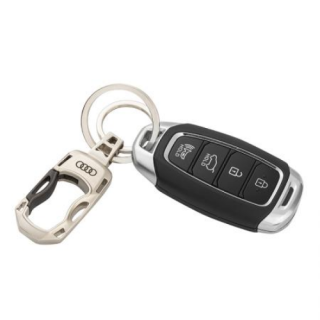 Ключодържател с лого на Audi